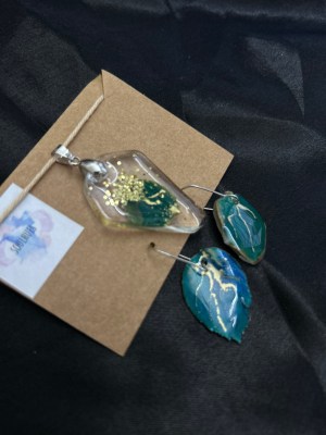 Resin Earrings, pendant set handmade with pressed rose leaves